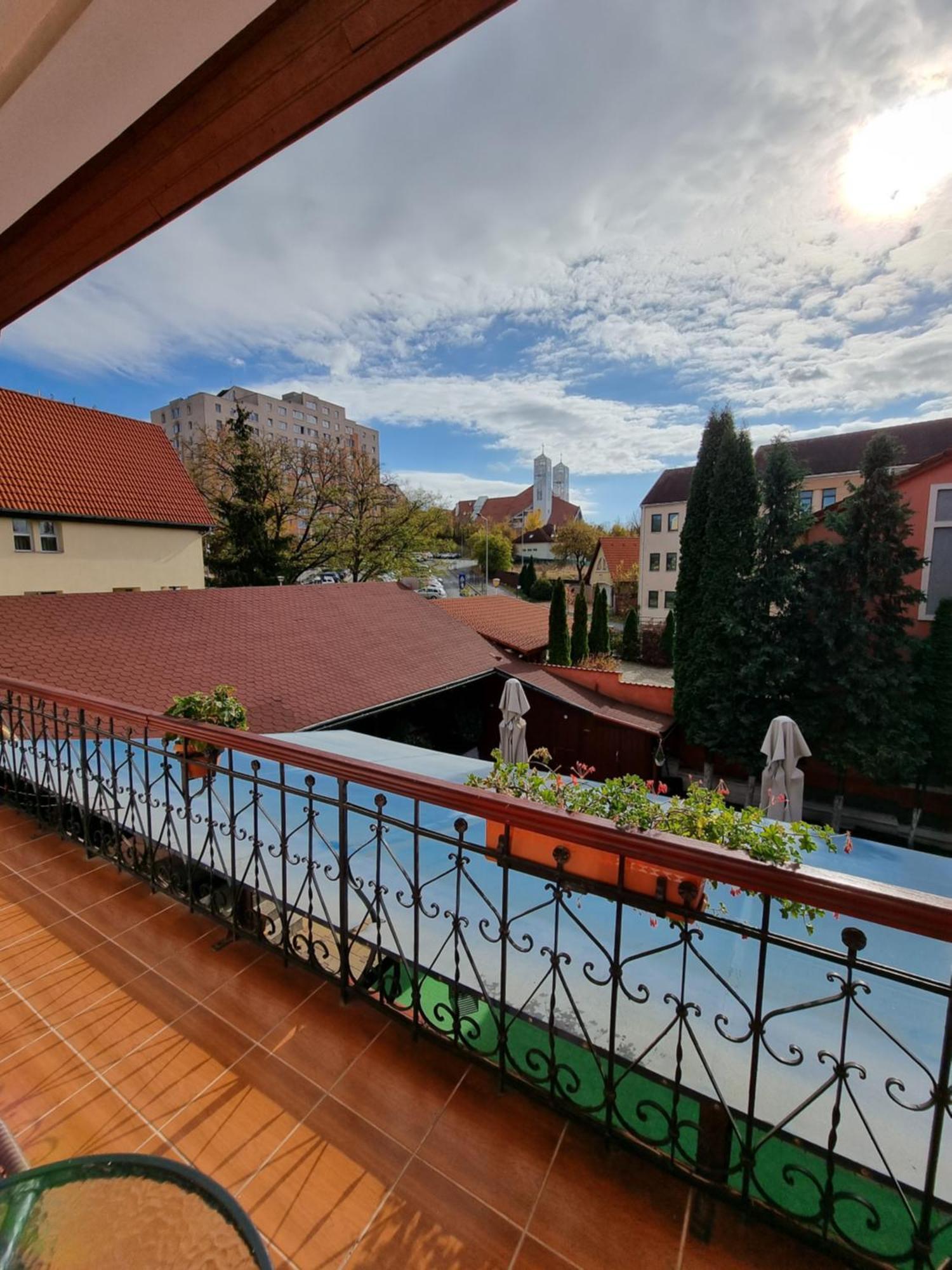 Pensiunea Korona And Restaurant Miercurea Ciuc Bagian luar foto